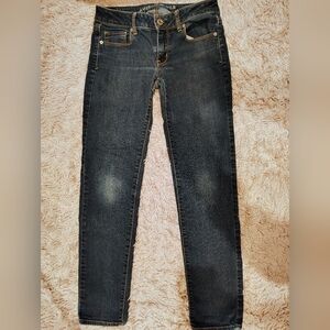 Sleek Women's Skinny Jeans